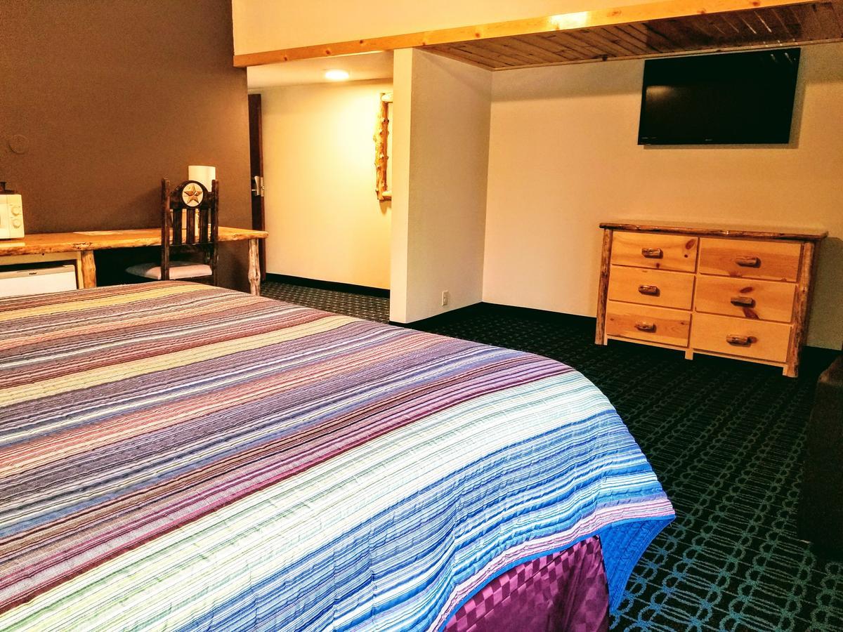 Round Barn Lodge スプリング・グリーン エクステリア 写真